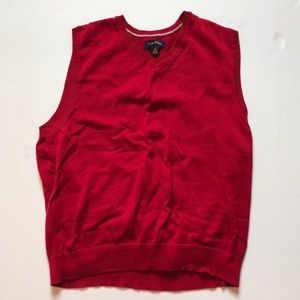 Club Room Sweater Vest Red. Medium